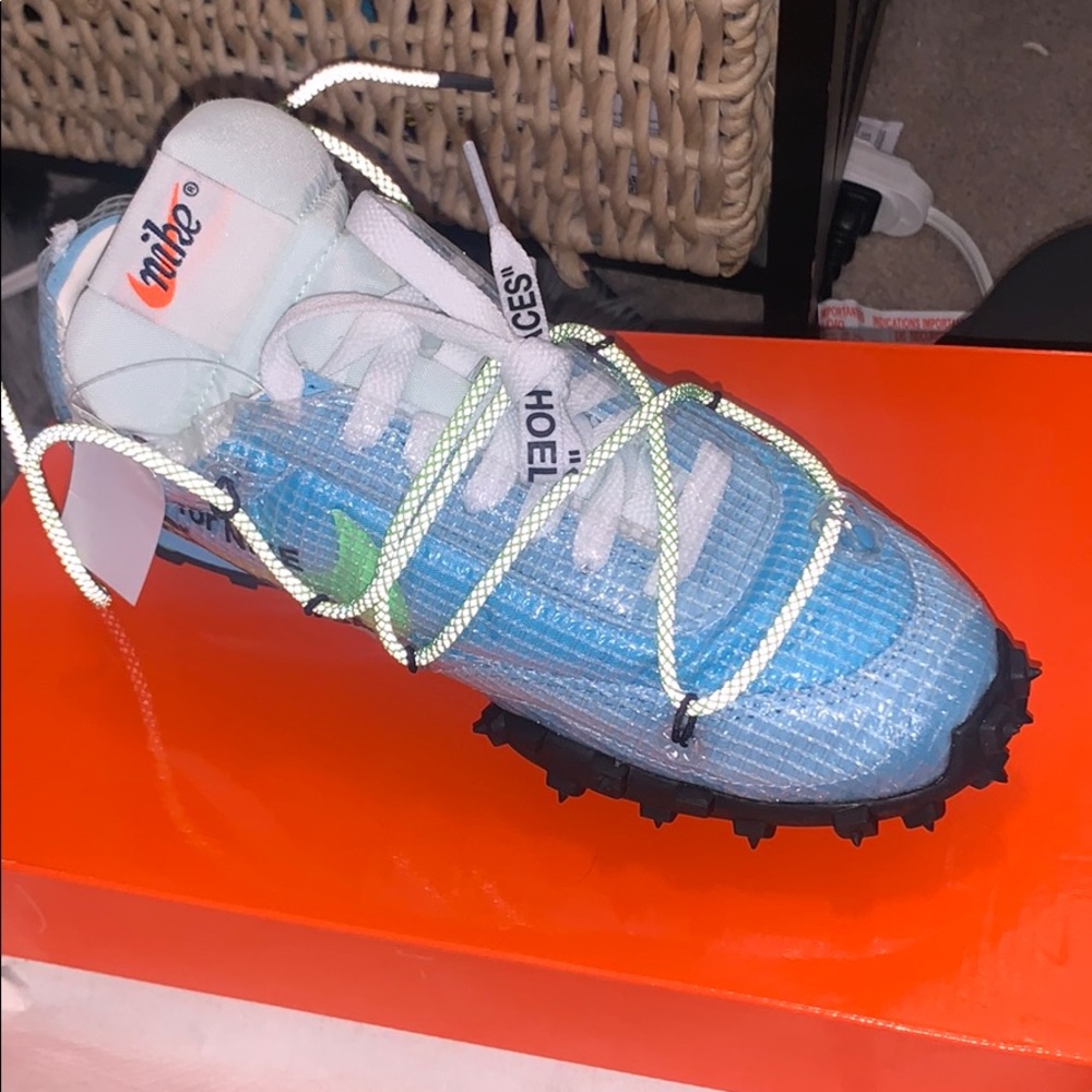 Off-white sneakers waffle racer